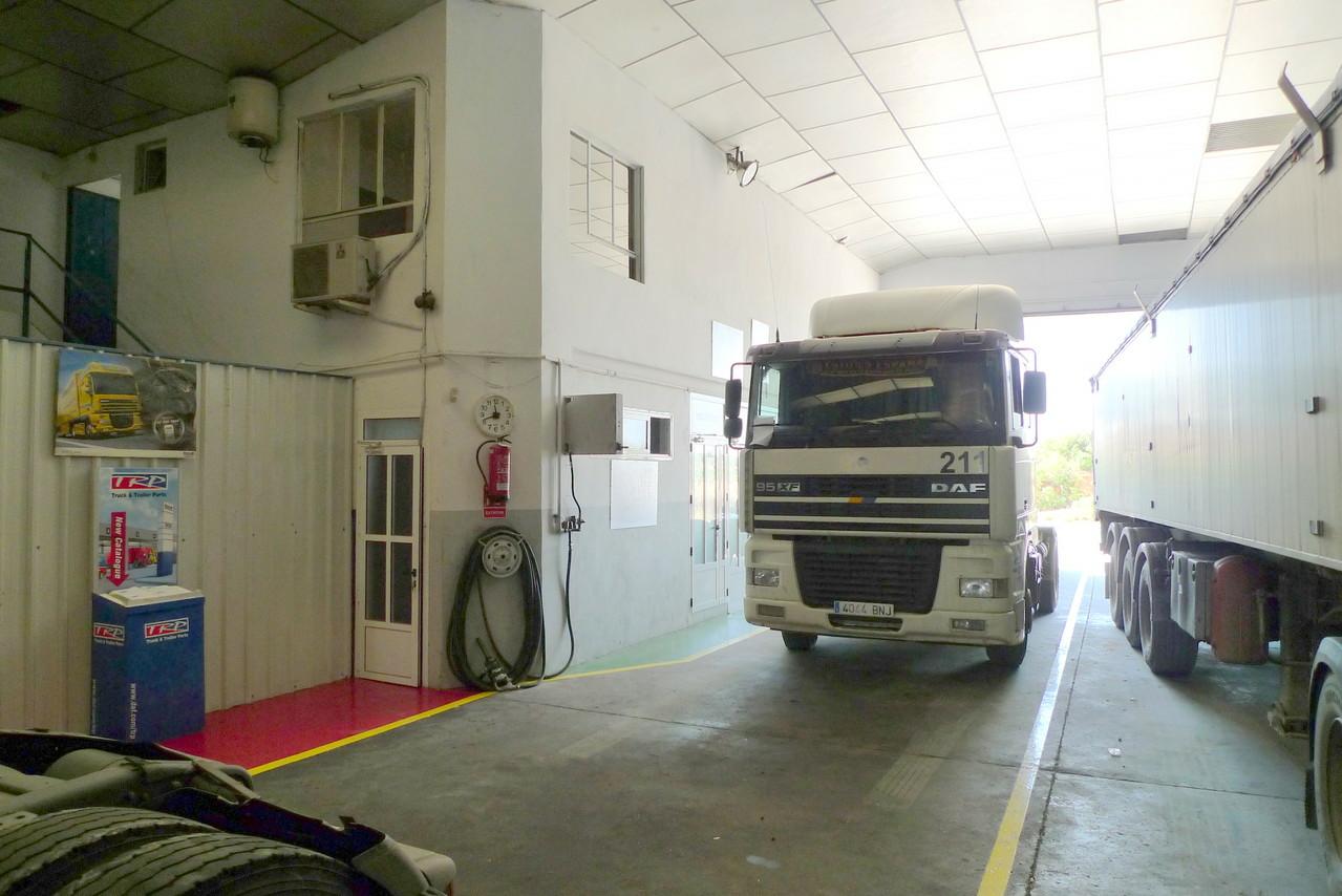 04-instalaciones-autozap-la-mancha-camiones-daf
